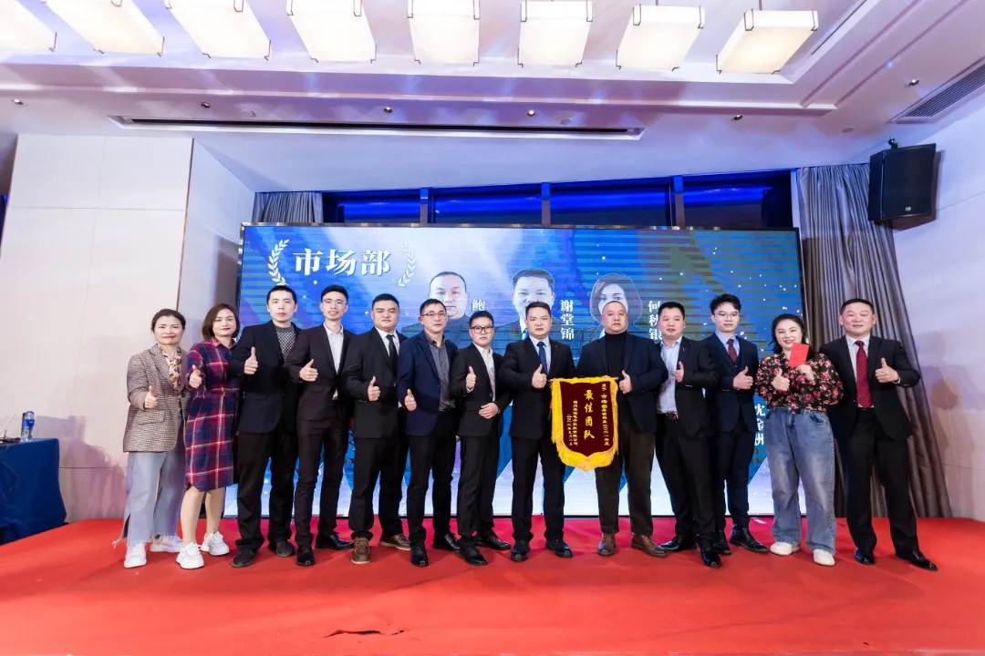“共濟(jì)十載，贏創(chuàng)未來(lái)” 英諾科技十周年暨2022迎新晚宴圓滿舉行！