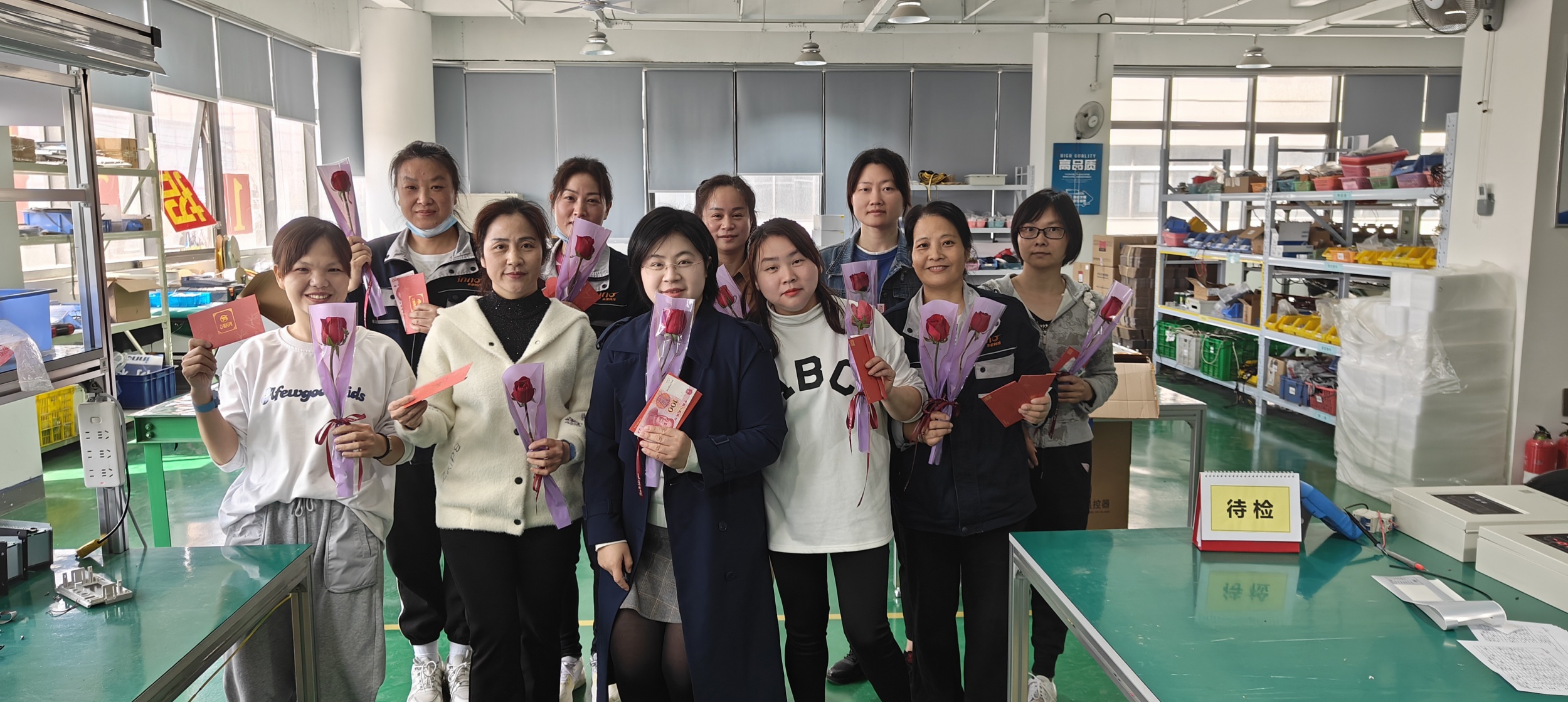 3.8女神節(jié)快樂(lè)丨不懼時(shí)光，自成光芒